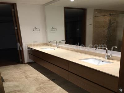 Apartamento de 3 alcobas en venta en Chico Reservado, Bogotá, 290 m² · foto 15 de 16
