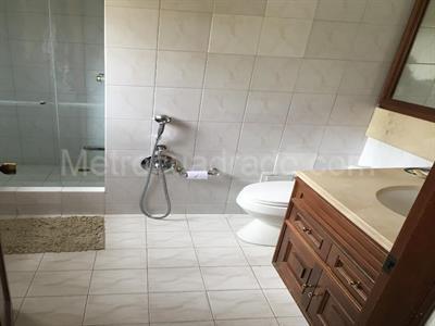 Apartamento en venta en Los Rosales, Bogotá · foto 15 de 20