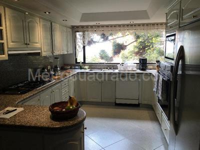 Apartamento en venta en Los Rosales, Bogotá · foto 6 de 20