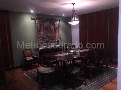 Apartamento de 3 alcobas en venta en Bosque Medina, Bogotá, 302 m² · foto 3 de 19