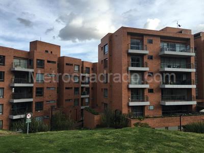 Apartamento de 3 alcobas en venta en Miracolina, Bogotá, 240 m² · foto 17 de 19