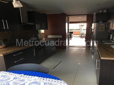 Apartamento de 3 alcobas en venta en Miracolina, Bogotá, 240 m² · foto 14 de 19