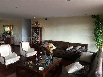 Apartamento de 3 alcobas en venta en Miracolina, Bogotá, 240 m² · foto 2 de 19