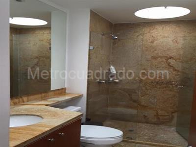 Casa de 4 alcobas en venta en San Simon, Bogotá, 400 m² · foto 16 de 20