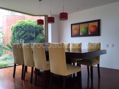 Casa de 4 alcobas en venta en San Simon, Bogotá, 400 m² · foto 3 de 20