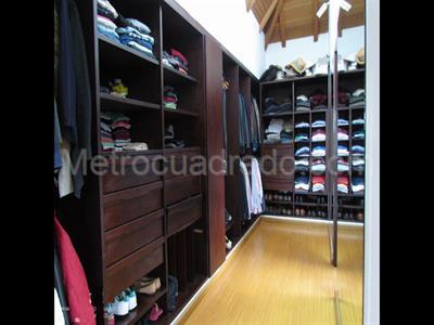 Casa de 3 alcobas en venta en Altos De Suba, Bogotá, 370 m² · foto 12 de 17