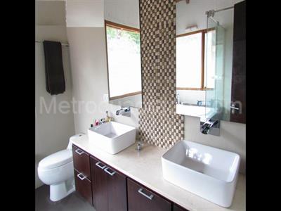 Casa de 3 alcobas en venta en Altos De Suba, Bogotá, 370 m² · foto 13 de 17