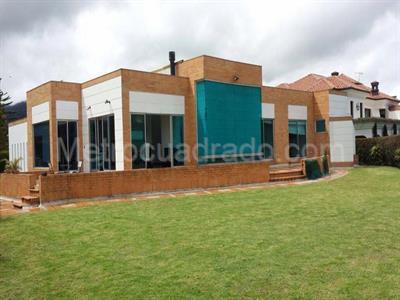 Casa de 5 alcobas en venta en San Simon, Bogotá, 1700 m² · foto 3 de 7