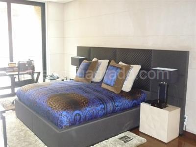Apartamento de 3 alcobas en venta en El Refugio, Bogotá, 264 m² · foto 9 de 19
