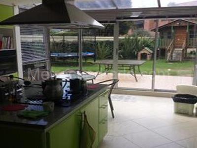 Casa de 4 alcobas en venta en San Jose De Bavaria, Bogotá, 685 m² · foto 5 de 18