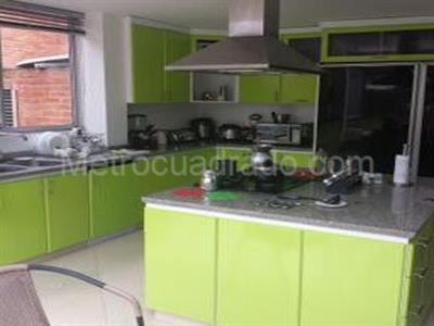 Casa de 4 alcobas en venta en San Jose De Bavaria, Bogotá, 685 m² · foto 6 de 18