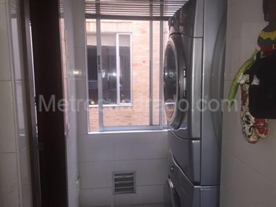 Apartamento de 3 alcobas en venta en Santa Paula, Bogotá, 130 m² · foto 3 de 15