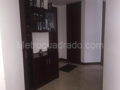 Apartamento de 3 alcobas en venta en Santa Paula, Bogotá, 130 m² · foto 4 de 15