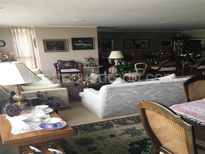 Apartamento en venta en Santa Barbara, Bogotá · foto 2 de 17