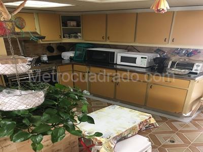 Apartamento en venta en Santa Barbara, Bogotá · foto 5 de 17