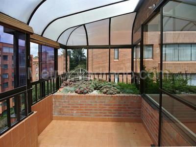 Apartamento de 4 alcobas en venta en La Carolina, Bogotá, 396 m² · foto 7 de 8
