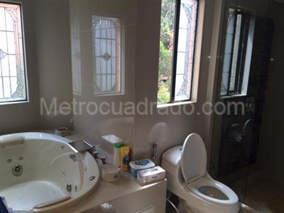 Apartamento de 3 alcobas en venta en Montearroyo, Bogotá, 395 m² · foto 18 de 20
