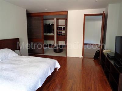 Apartamento de 4 alcobas en venta en Montearroyo, Bogotá, 396 m² · foto 13 de 18