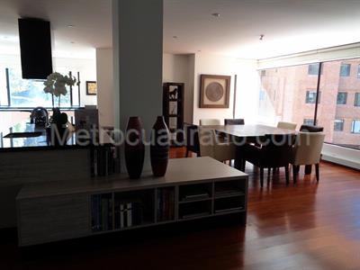 Apartamento de 4 alcobas en venta en Montearroyo, Bogotá, 396 m² · foto 3 de 18