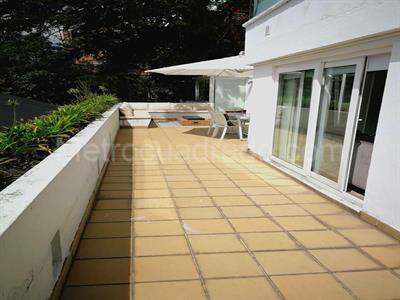 Apartamento de 3 alcobas en venta en Chico El Refugio, Bogotá, 270 m² · foto 9 de 10