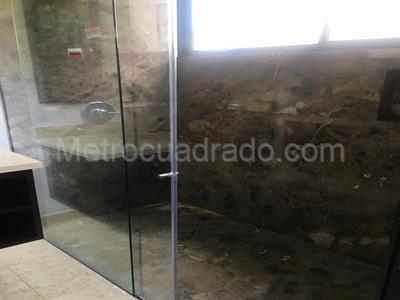 Casa de 3 alcobas en venta en Cerros De Suba, Bogotá, 290 m² · foto 10 de 20