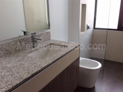 Apartamento de 3 alcobas en venta en Bogotá, 134 m² · foto 9 de 12