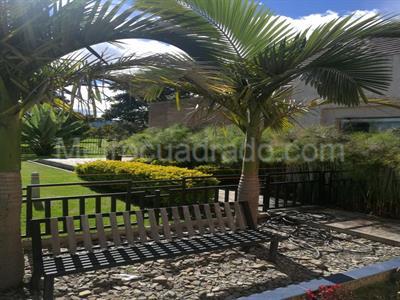 Casa de 4 alcobas en venta en San Simon, Bogotá, 440 m² · foto 6 de 20
