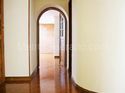 Apartamento en venta en Bella Suiza, Bogotá · foto 7 de 10