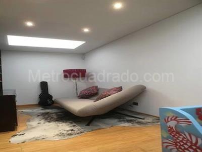 Apartamento de 2 alcobas en venta en Chico Reservado, Bogotá, 212 m² · foto 6 de 15