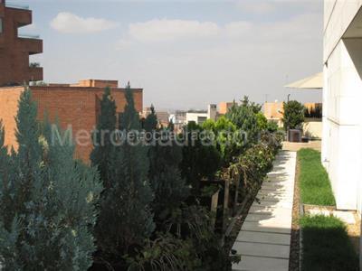 Apartamento de 4 alcobas en venta en Peñas Blancas, Bogotá, 510 m² · foto 8 de 9