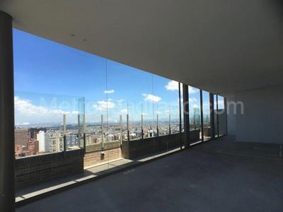 Apartamento de 3 alcobas en venta en Los Rosales, Bogotá, 417 m² · foto 2 de 9