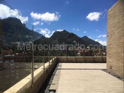 Apartamento de 3 alcobas en venta en Los Rosales, Bogotá, 417 m² · foto 4 de 9