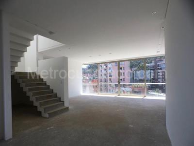 Apartamento de 3 alcobas en venta en Los Rosales, Bogotá, 417 m² · foto 5 de 9