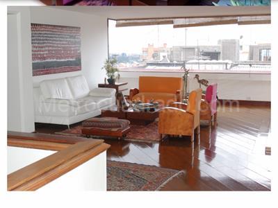 Apartamento en venta en Los Rosales, Bogotá · foto 2 de 13