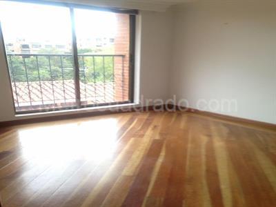 Apartamento de 3 alcobas en venta en Santa Barbara Occidental, Bogotá, 180 m² · foto 9 de 12