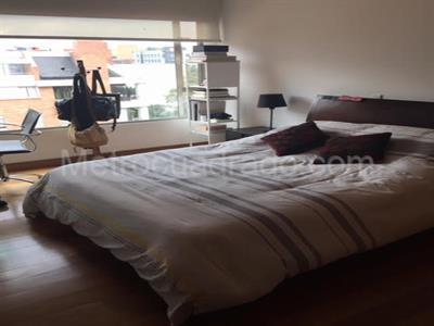 Apartamento de 3 alcobas en venta en Chico Reservado, Bogotá, 208 m² · foto 4 de 14