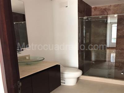 Apartamento en venta en Chico, Bogotá · foto 8 de 19
