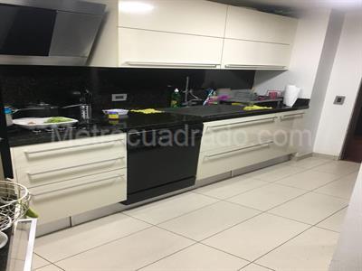 Apartamento en venta en Niza, Bogotá · foto 6 de 15