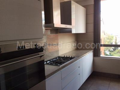 Apartamento en venta en Chico Alto, Bogotá · foto 2 de 15