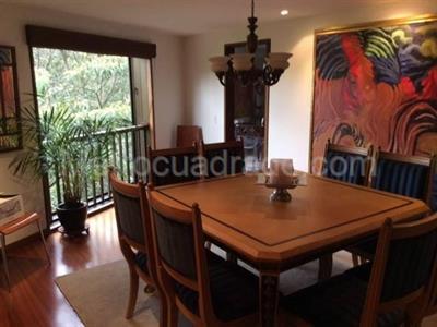 Apartamento de 3 alcobas en venta en Los Rosales, Bogotá, 200 m² · foto 1 de 13
