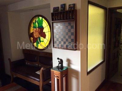 Apartamento de 3 alcobas en venta en Los Rosales, Bogotá, 200 m² · foto 5 de 13