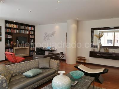 Apartamento de 3 alcobas en venta en Los Rosales, Bogotá, 210 m² · foto 3 de 17