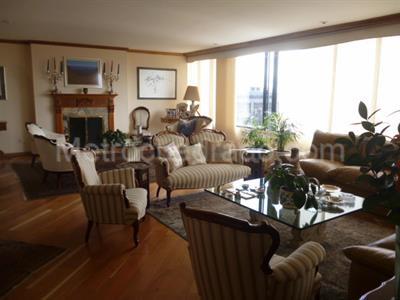 Apartamento en venta en Rosales, Bogotá · foto 3 de 19