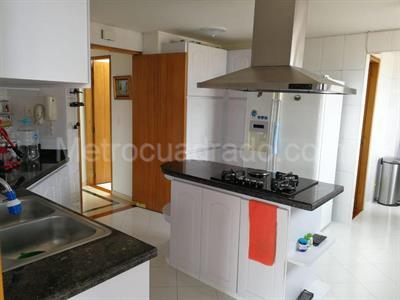 Apartamento en venta en Chico Navarra, Bogotá · foto 3 de 10