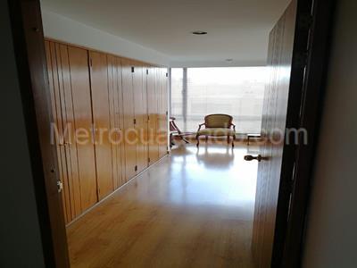 Apartamento en venta en Chico Navarra, Bogotá · foto 4 de 10