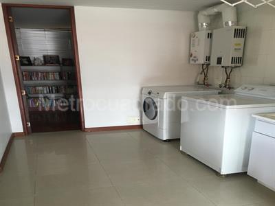 Apartamento en venta en Santa Barbara Occidental, Bogotá · foto 6 de 14