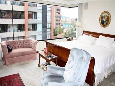 Apartamento de 3 alcobas en venta en San Patricio, Bogotá, 273 m² · foto 11 de 16
