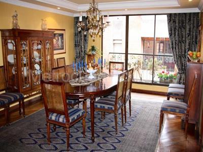 Apartamento de 3 alcobas en venta en San Patricio, Bogotá, 273 m² · foto 2 de 16