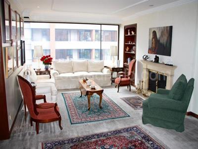 Apartamento de 3 alcobas en venta en San Patricio, Bogotá, 273 m² · foto 5 de 16