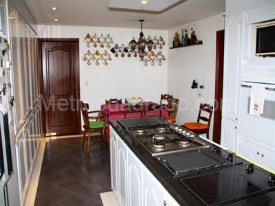 Apartamento de 3 alcobas en venta en San Patricio, Bogotá, 273 m² · foto 8 de 16